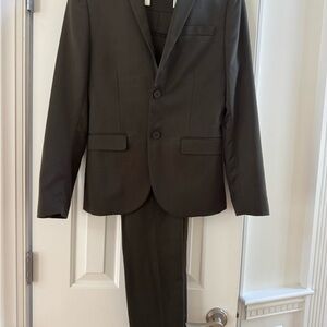 Classic Charcoal Gray Men's Suit